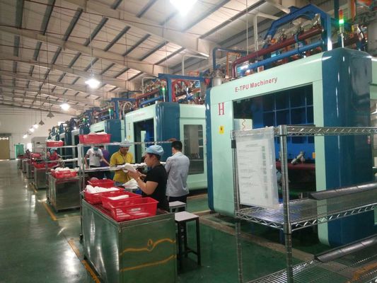 स्वचालित eTPU फोम मोल्डिंग उपकरण 380V जूता तल के लिए