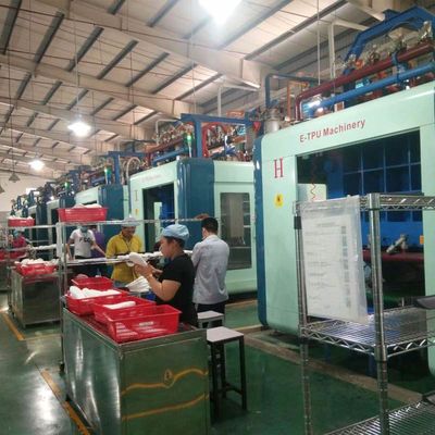 उन्नत ईटीपीयू उच्च लचीलापन थर्मोप्लास्टिक पॉलीयूरेथेन मशीन सटीक नियंत्रण